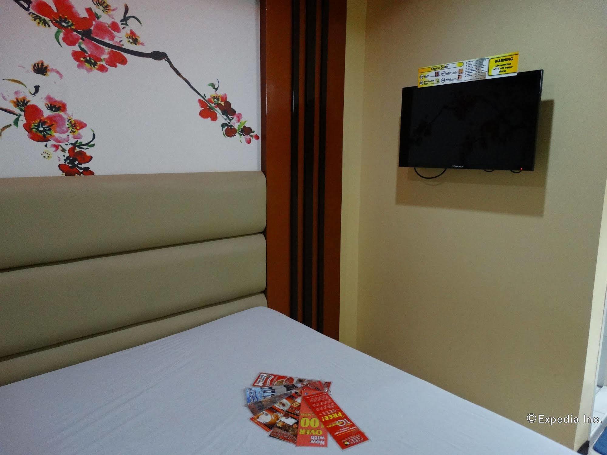 Hotel Sogo Buendia Pasay Exterior photo